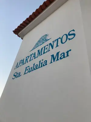 a sign on the side of a building at Sta. Eulalia Mar A36 in Albufeira