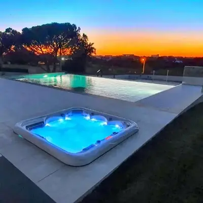 Sky Villa by Laranjal Rentals
