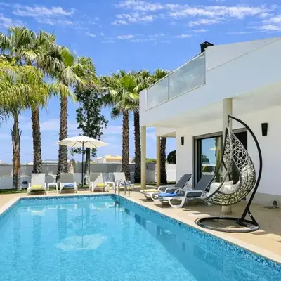 Praia by Check-in Portugal