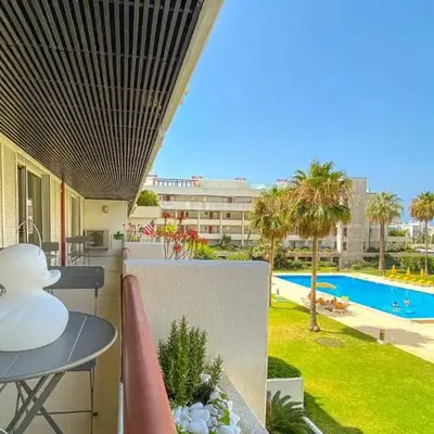 YES! Incrível Vista Piscina T2 HsR Vilamarina