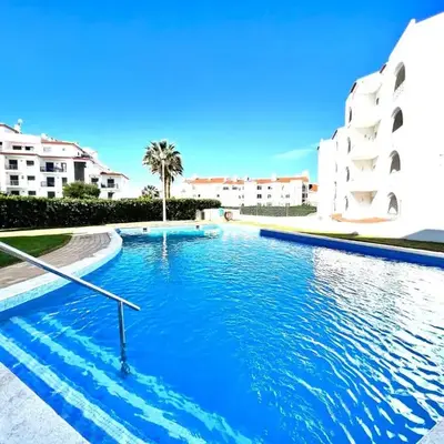 Albufeira Downtown With Pool by Homing