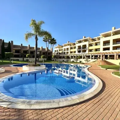 Olivos del golf - Terrace with pool by HD