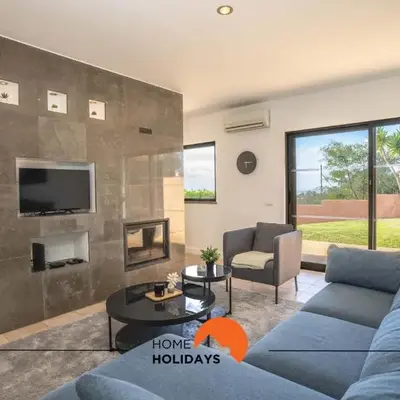#111 Ocean View by Home Holidays