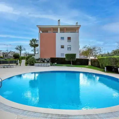 Luxury Apartment with Pool
