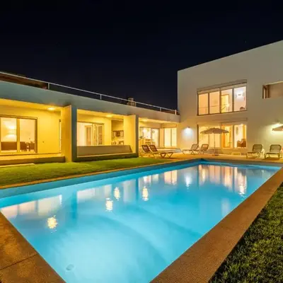 Villa L