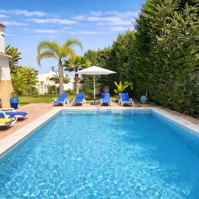 Golfinho by Check-in Portugal