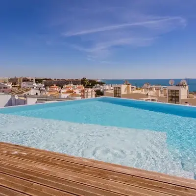 Dream Apartment W/Pool & Balcony by LovelyStay