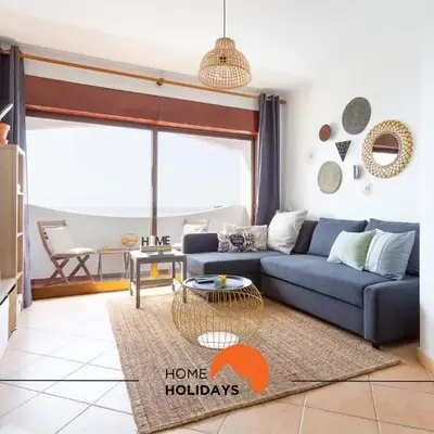 #114 T2 Foxy H by Home Holidays