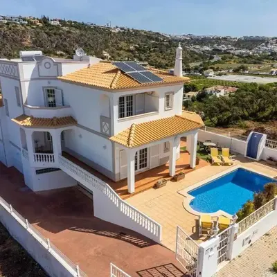 Villa Chris by Gabi Miguel