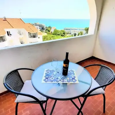 L&J Ocean View Apartment